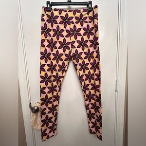 Lularoe tall and curvy leggings